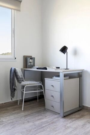 Escritorio Poli de diseo Mel Blanca Cao Alum ESCPOLP9BL